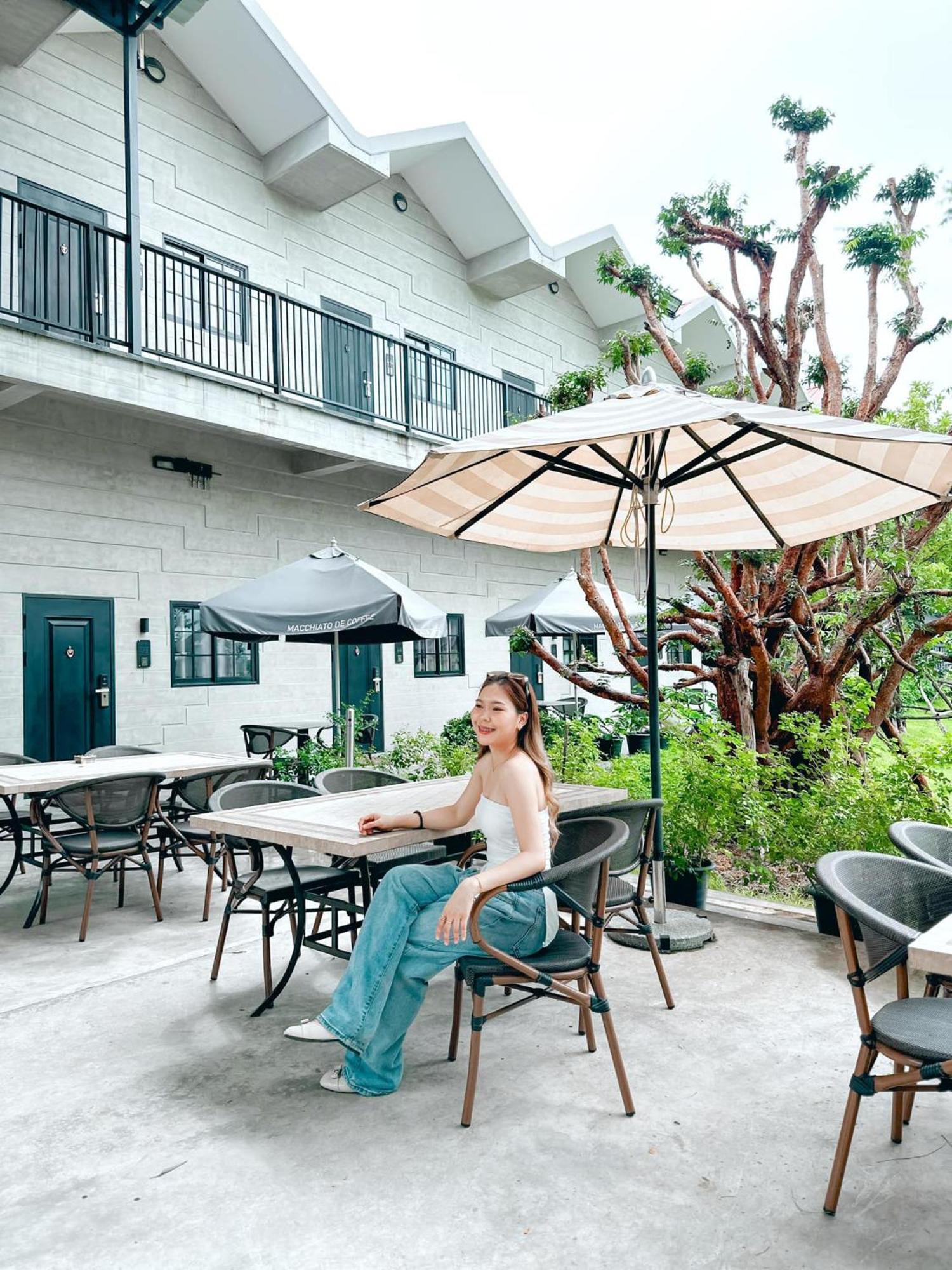 Macchiato Resort Savannakhet Opposite Thai Embassy Exteriör bild