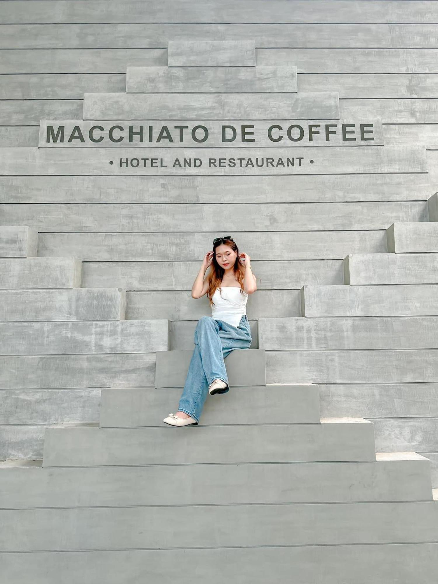 Macchiato Resort Savannakhet Opposite Thai Embassy Exteriör bild